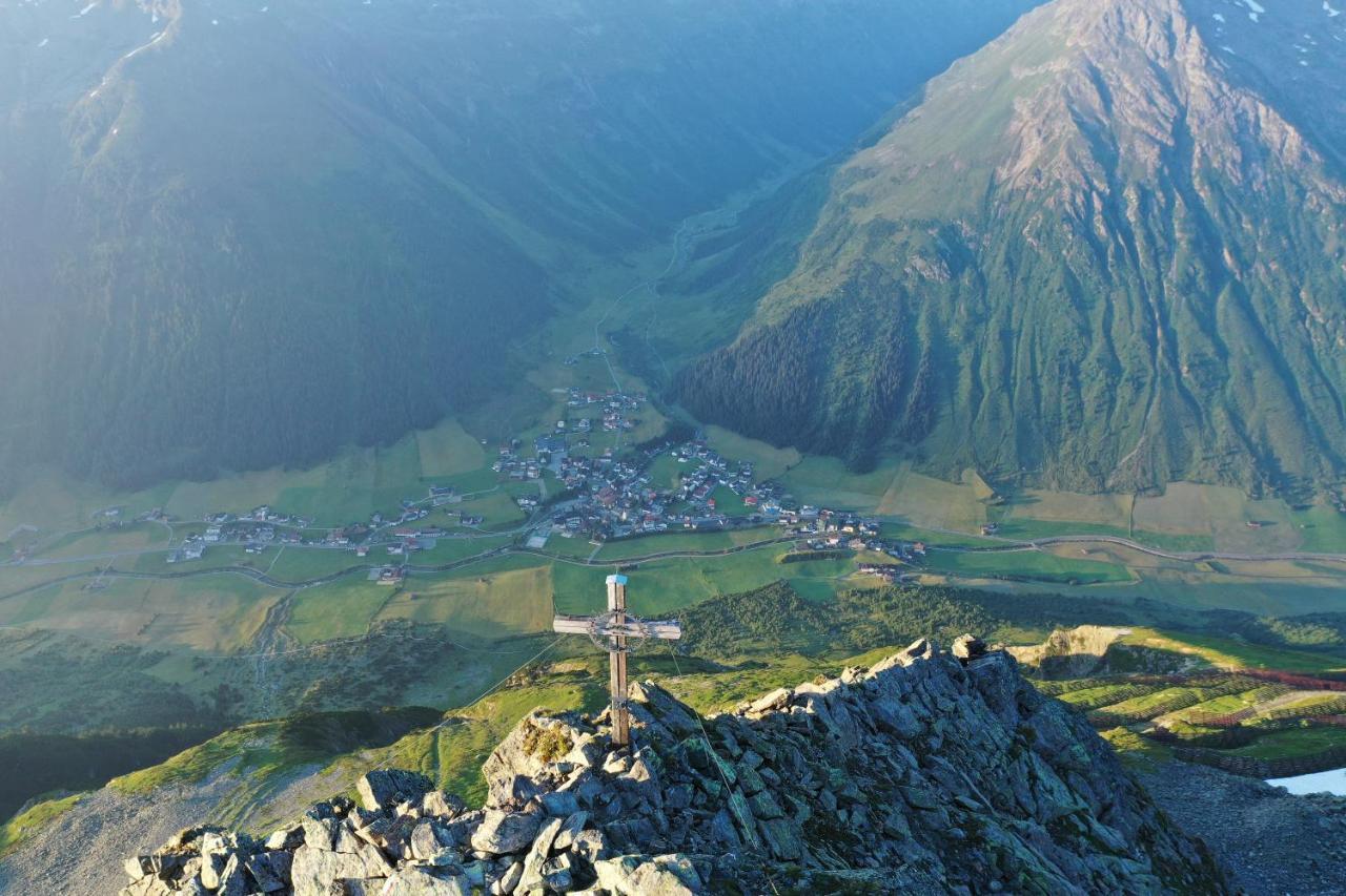 Apart Minas Galtür Екстериор снимка
