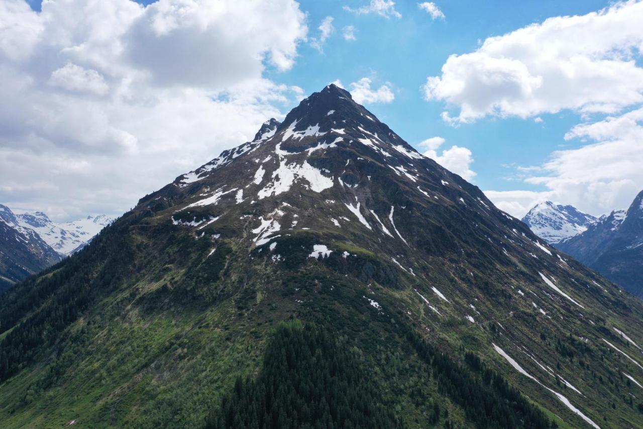 Apart Minas Galtür Екстериор снимка
